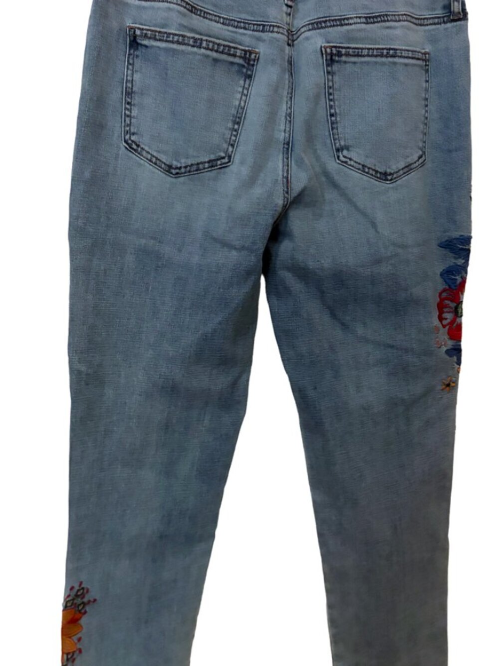 Chico's Embroidered Cropped Jeans Women’s Floral Denim Ankle Pants BOHO - Picture 7 of 8
